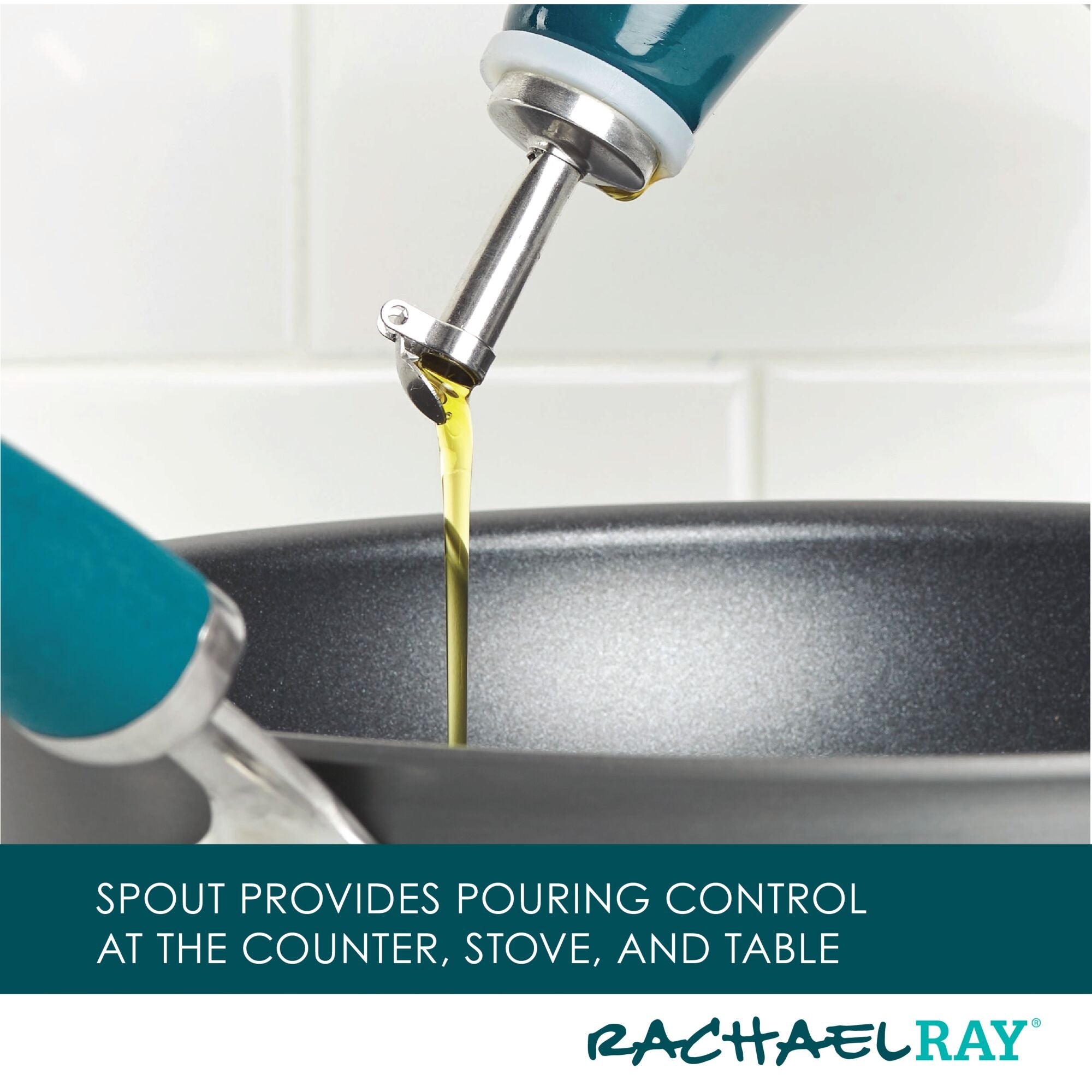 Square-46237_RR_RR9_EVOO_MarineBlue_Pouring_alt