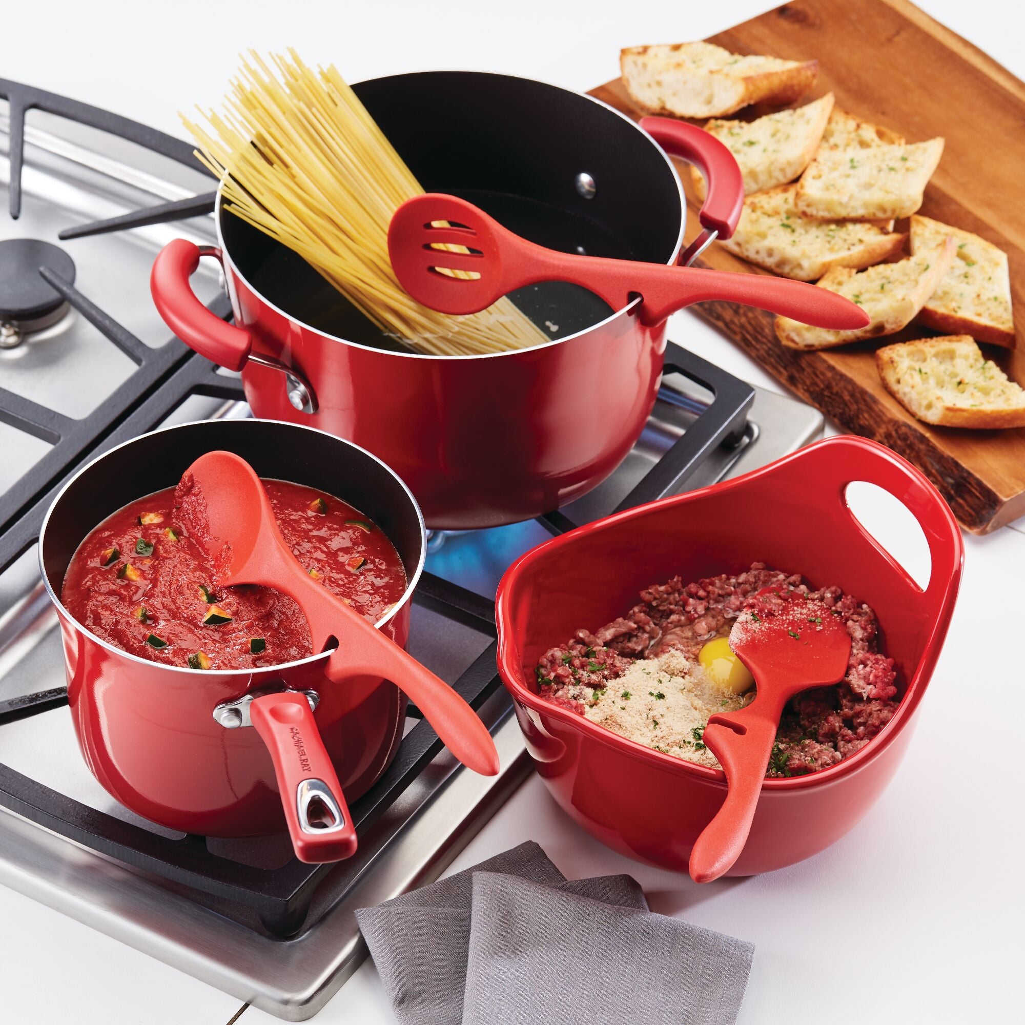 square-46410_rr_brights_lazy_spoon_set_red_glam_v1